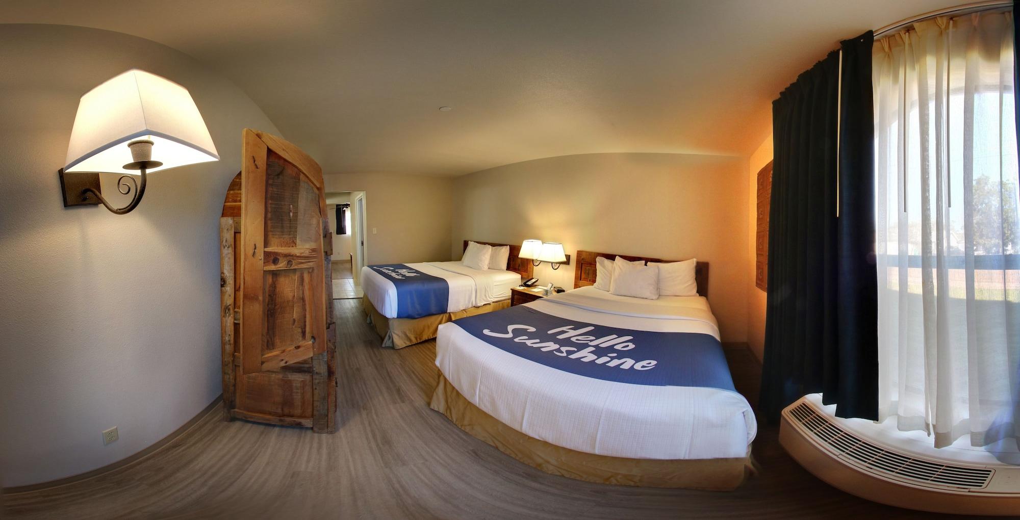 Days Inn & Suites By Wyndham Llano Exterior photo