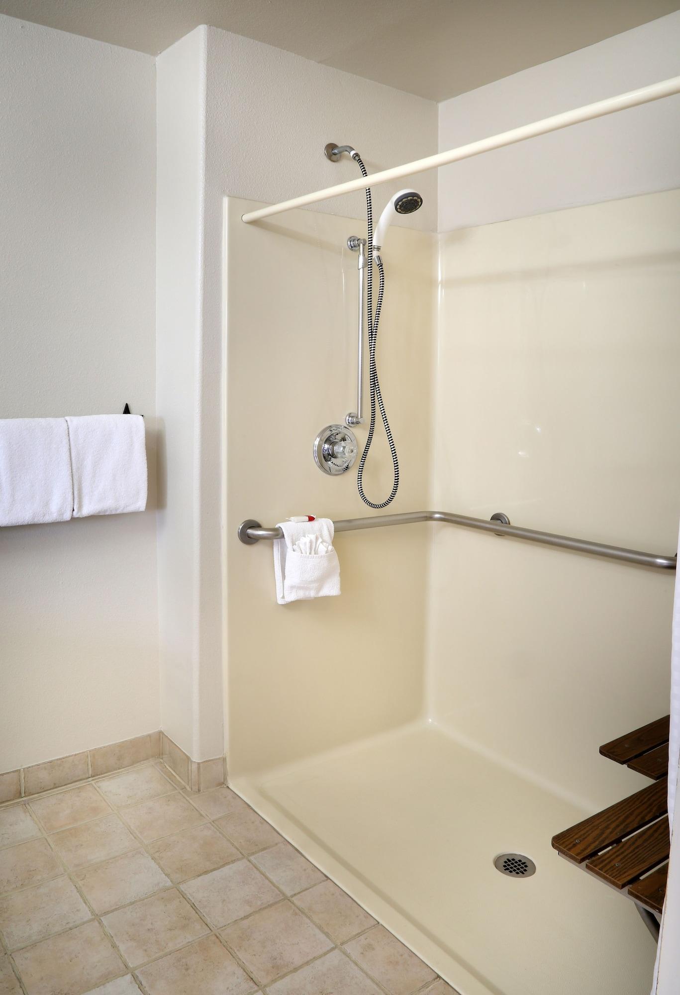 Days Inn & Suites By Wyndham Llano Exterior photo